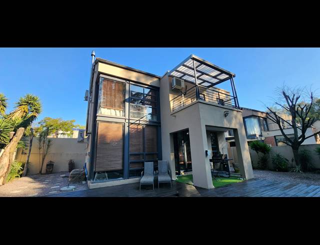 3 BEDROOM CLUSTER FOR SALE IN NORTH RIDING
